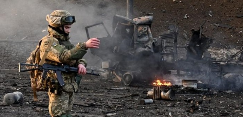 8 ضحايا على الأقل في قصف روسي على موقف حافلات بشرق أوكرانيا