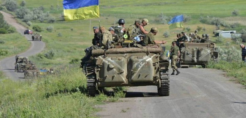 أوكرانيا تقصف إحدى القرى الروسية وتستهدف مدن وبلدات دونباس بالمدفعية والصواريخ