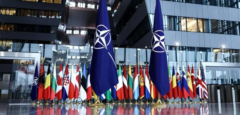 الناتو يوافق على بروتوكولات انضمام السويد وفنلندا