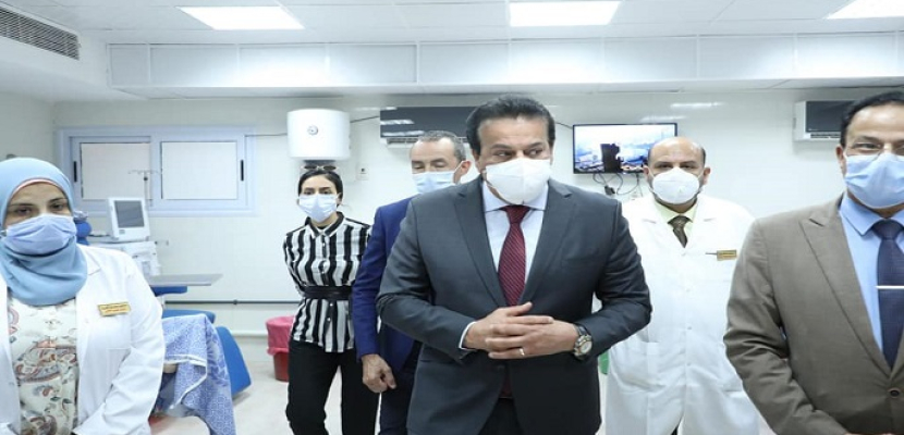 بالصور .. خالد عبد الغفار يتفقد مستشفى السادات المركزي ويوجه برفع كفاءته