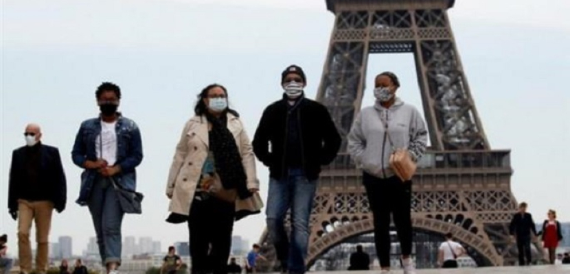 السلطات الفرنسية توصي مواطنيها باستخدام أقنعة الوجه بعد عودة ارتفاع الإصابات بكورونا