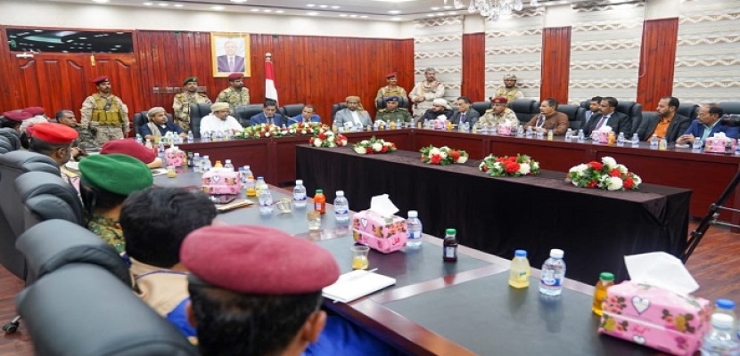 مجلس القيادة الرئاسي اليمني يتوعد الحوثي بقرارات حاسمة