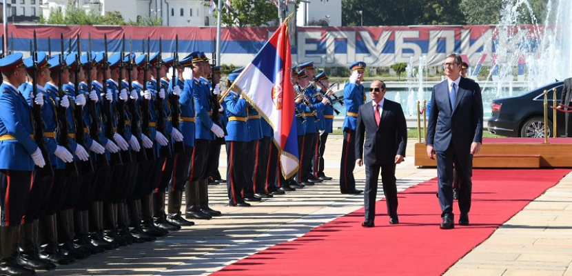 بالفيديو والصور .. الرئيس الصربي ألكسندر فوتشيتش يستقبل الرئيس السيسي بالقصر الرئاسي