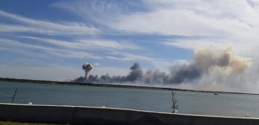 الدفاع الروسية: انفجار ذخائر جوية في منطقة مطار ساكي العسكري في نوفوفيدوروفكا في شبه جزيرة القرم