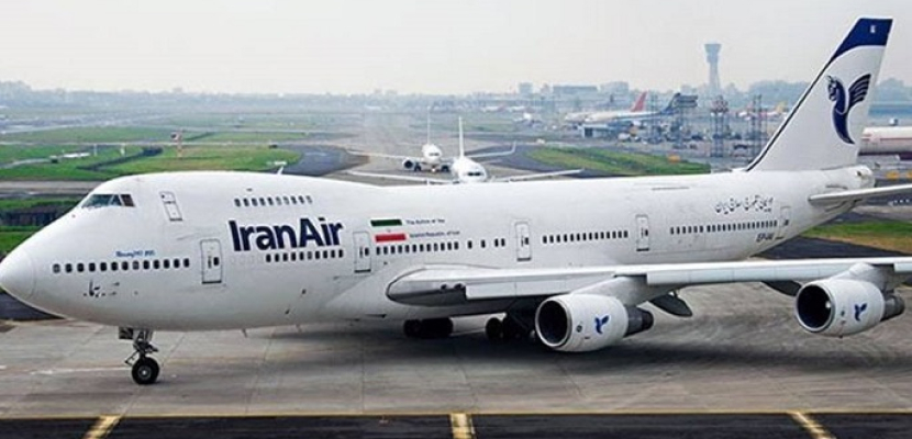 إيران تغلق حدودها مع العراق وتوقف رحلات الطيران