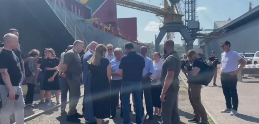 جوتيريش يزور ميناء أوديسا الأوكراني ويحذر من  مجاعة عام 2023