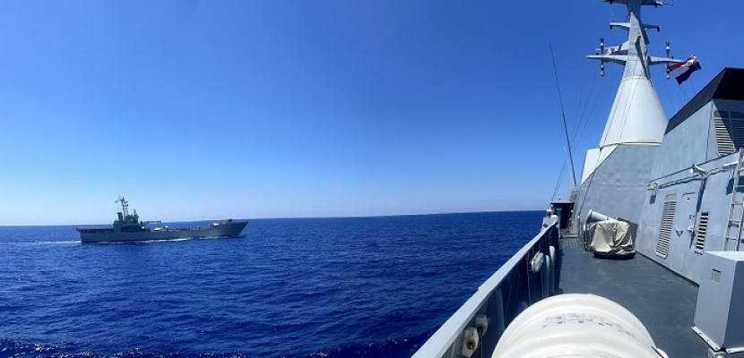 بالصور.. القوات البحرية المصرية واليونانية تنفذان تدريبا بحريا عابرا بنطاق الأسطول الشمالي