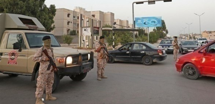 القوات الداعمة للشرعية بالحكومة المكلفة من البرلمان الليبي تتجه إلى طرابلس لحماية الليبيين