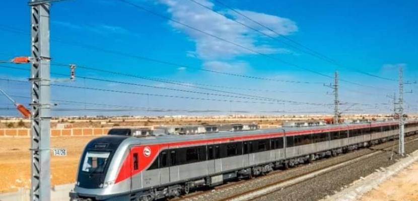 النقل : إصدار اشتراكات مخفضة بنسبة 50% لكافة مستخدمي القطار الكهربائي الخفيف LRT