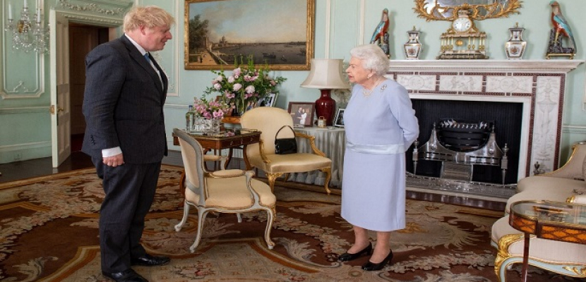 الملكة إليزابيث تقبل استقالة جونسون من رئاسة الوزراء
