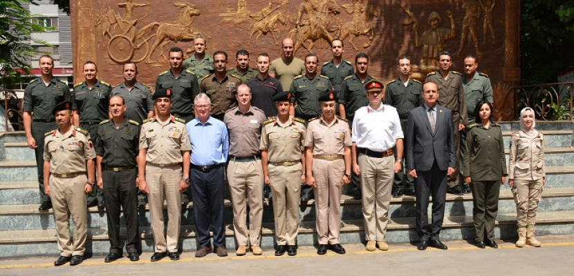 بالصور.. أكاديمية ناصر العسكرية للدراسات العليا تستضيف فريق التدريب المتنقل البريطاني