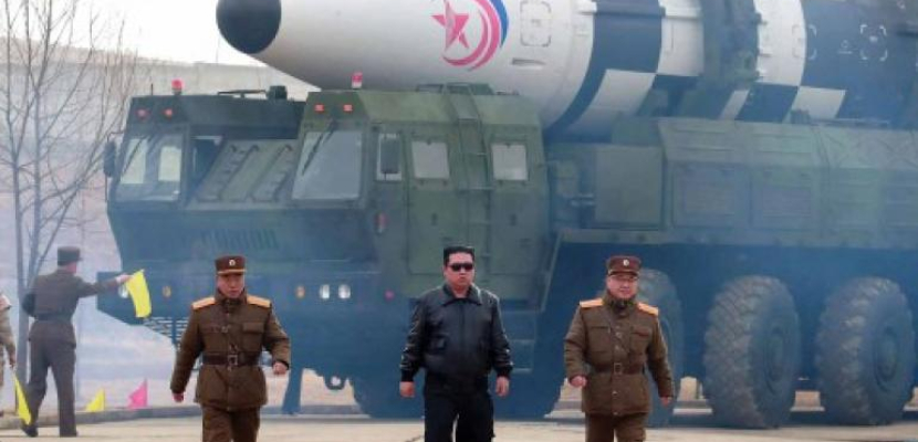 كوريا الشمالية تتبنى قانوناً يسمح لها بتنفيذ ضربة نووية