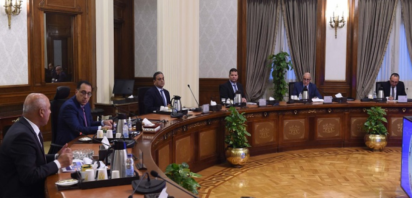 بالصور.. رئيس الوزراء يتابع الموقف التنفيذي لتطوير ورفع كفاءة منفذ السلوم البري