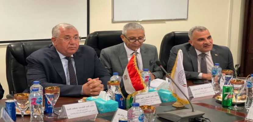 بالصور .. وزير الزراعة : توجيهات رئاسية بوضع استراتيجية متكاملة لتنمية الثروة السمكية بمصر