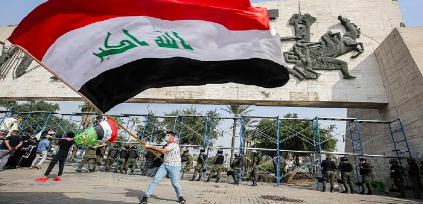 ركود وانخفاض القدرة الشرائية .. تداعيات اقتصادية لأزمة العراق السياسية