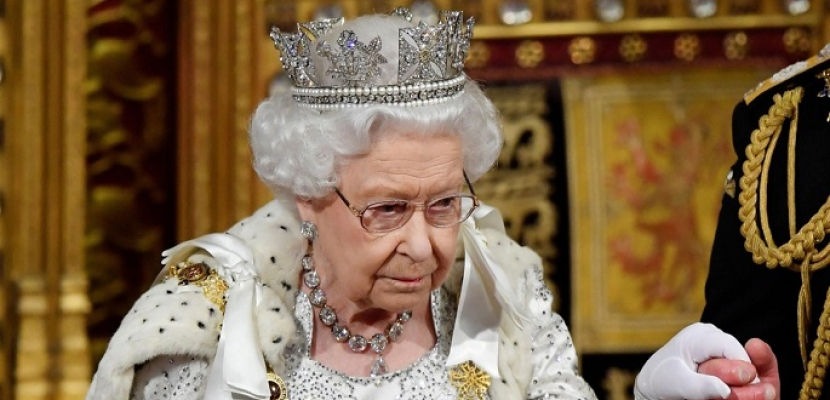 الجارديان: وفاة الملكة إليزابيث نهاية حقبة مهمة من تاريخ بريطانيا وبداية حقبة جديدة