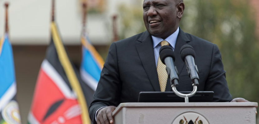 “وليام روتو” يؤدي اليمين الدستورية كرئيس جديد لكينيا