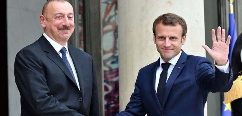 رئيسا فرنسا وأذربيجان يبحثان هاتفيا الأوضاع على الحدود الأذرية الأرمينية
