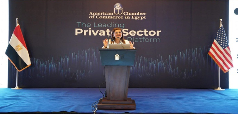 بالصور..وزيرة التخطيط تجتمع مع أعضاء غرفة التجارة الأمريكية فى القاهرة