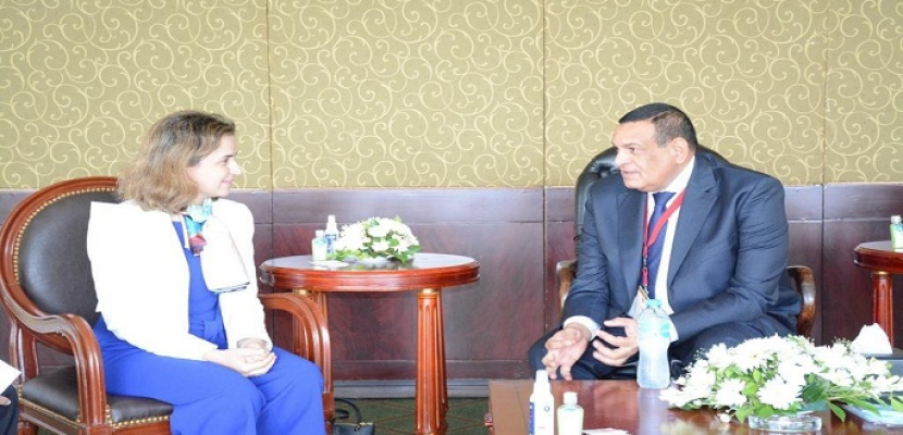 بالصور.. وزير التنمية المحلية يلتقى وزيرة التحول الرقمى المغربية ووفد منظمة المدن المحلية الأفريقية