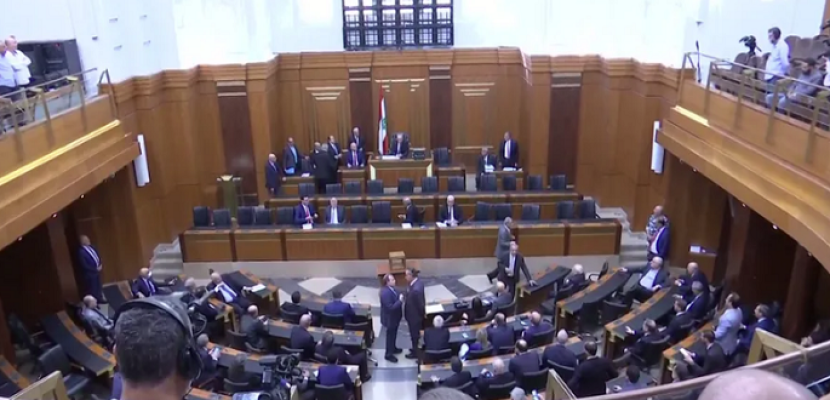 البرلمان البناني يفشل للمرة الخامسة في انتخاب رئيس جديد للبلاد