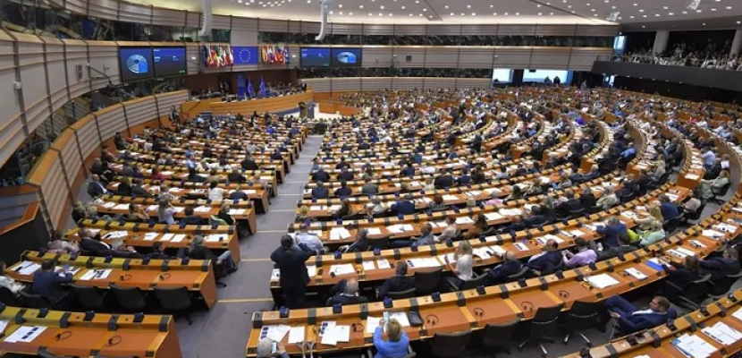 البرلمان الأوروبي يحظر إصدار تأشيرات لحاملي جوازات صادرة في المناطق الروسية الجديدة