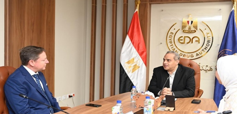 بالصور .. رئيس هيئة الدواء المصرية يستقبل رئيس شركة باير كونسيومر كير