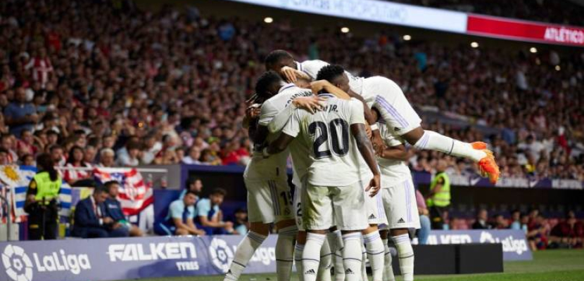 ريال مدريد يعزز صدارة مجموعته بالفوز على شاختار بثنائية في أبطال أوروبا