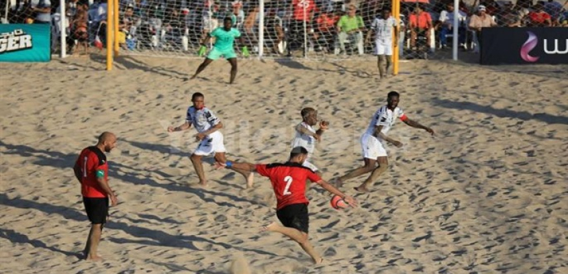 مصر تكتفي بالمونديال وتخسر نهائي أفريقيا أمام السنغال في كرة شاطئية