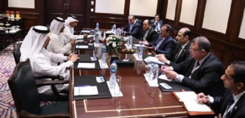 وزير البترول يبحث مع نظيره القطري سبل تعزيز الاستثمارات المشتركة