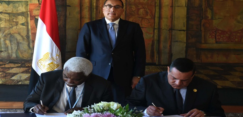 بالصور.. على هامش (COP27).. رئيس الوزراء يشهد مراسم توقيع مذكرة تفاهم بشأن استضافة مصر أعمال الدورة العاشرة لقمة المدن الأفريقية 2025
