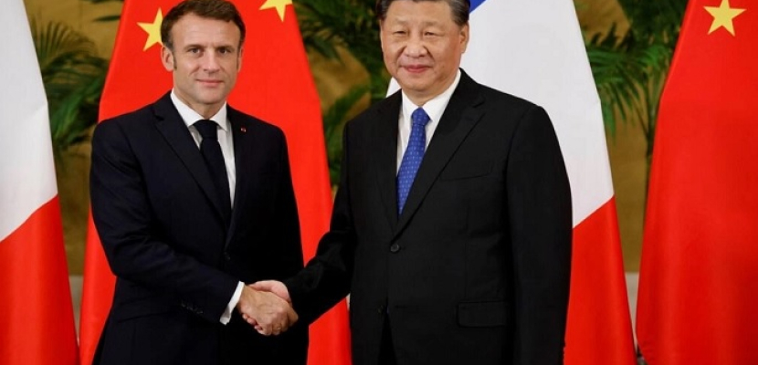الرئيس الفرنسي يدعو نظيره الصيني لتوحيد الجهود ضد الحرب في أوكرانيا