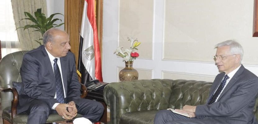 وزير قطاع الأعمال العام يبحث مع سفير فرنسا بالقاهرة تعزيز التعاون الاقتصادي والاستثماري