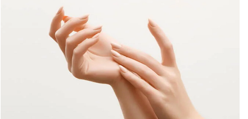 وصفات طبيعية للتخلص من تجاعيد يديكِ للحصول على بشرة ناعمة