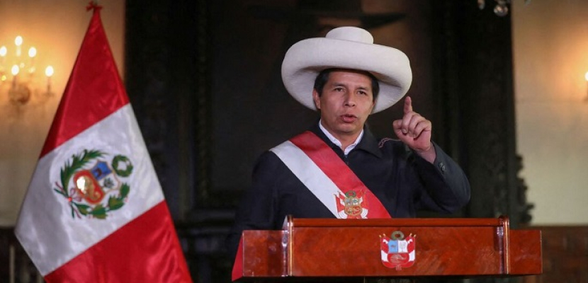 رئيس بيرو يقبل استقالة رئيس الوزراء ويجري تعديلا وزاريا