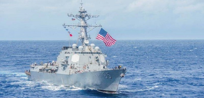 بكين تبعد طرادًا امريكيًا في بحر الصين الجنوبي وتتهم واشنطن بانتهاك سيادتها وصنع مخاطر أمنية