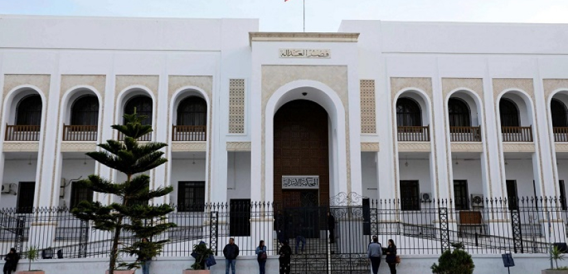 القضاء التونسى يبدأ التحقيق مع شخصيات إعلامية وسياسية في قضية “تآمر على أمن الدولة”