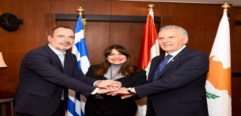 وزيرة الهجرة: الاتفاق على فعاليات مشتركة مع قبرص واليونان لتعزيز التعاون بين الشباب