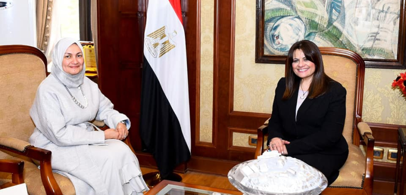 بالصور.. وزيرة الهجرة: للأزهر الشريف دور حيوي ومحوري في دعم الأسر المصرية بالخارج