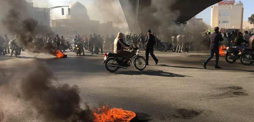الولايات المتحدة تدعو إيران إلى الإفراج غير المشروط عن جميع المحتجين المحتجزين