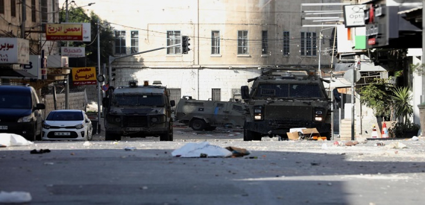 35 مصابا واعتقال شاب خلال اقتحام قوات الاحتلال للبلدة القديمة في نابلس