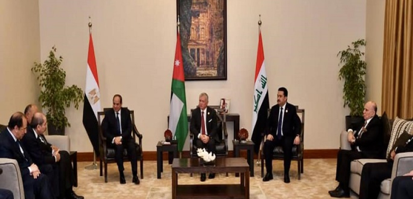 الرئيس السيسي يشارك في قمة ثلاثية مع عاهل الأردن ورئيس وزراء العراق