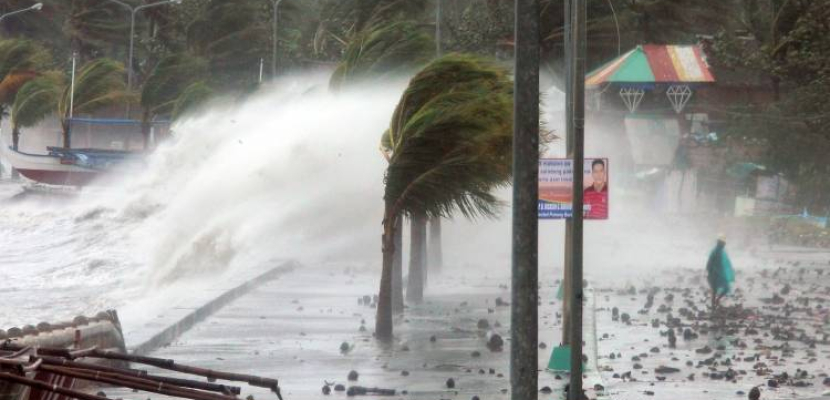 مقتل 4 أشخاص جراء العاصفة الإعصارية “ماندوس” في الهند