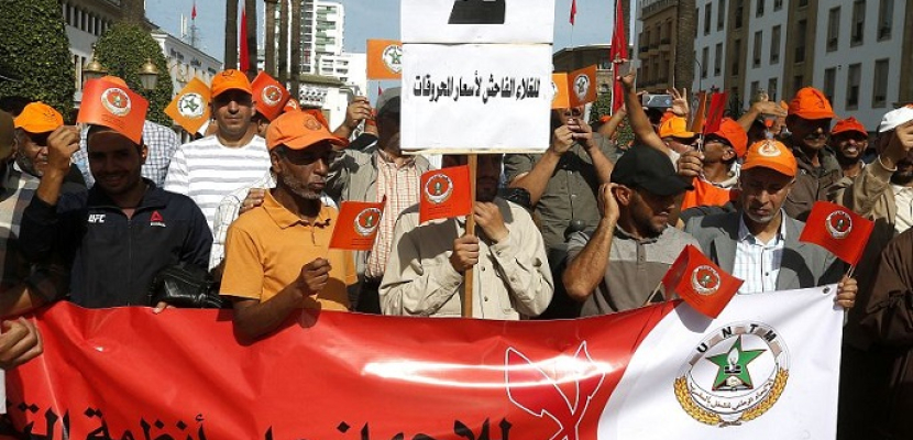تظاهر المئات وسط العاصمة المغربية بسبب سوء الأوضاع الاقتصادية