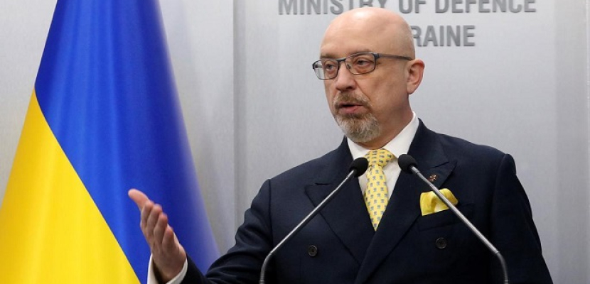 وزير الدفاع الأوكراني يعلن نيته الاستقالة من منصبه عقب انتهاء الأزمة الروسية