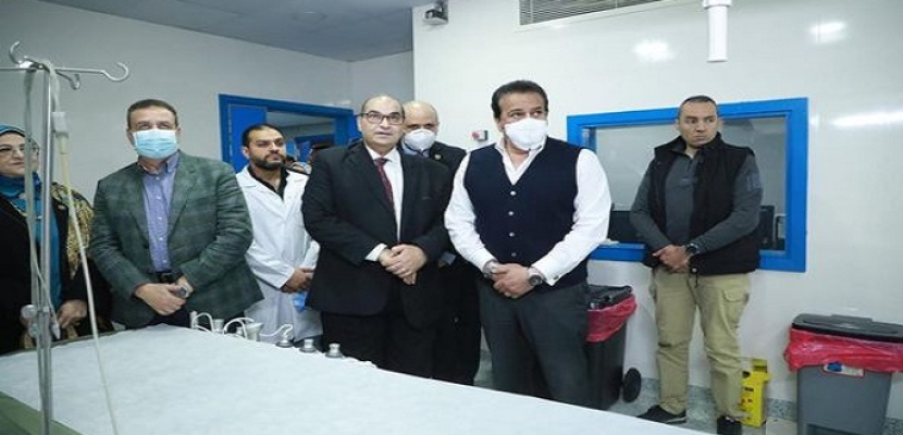 بالصور.. وزير الصحة يتفقد مستشفى الطوارئ داخل شبين الكوم التعليمي