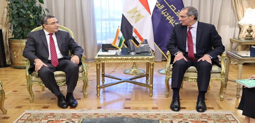 وزير الاتصالات يبحث مع سفير الهند بالقاهرة تعزيز التعاون بين مصر والهند
