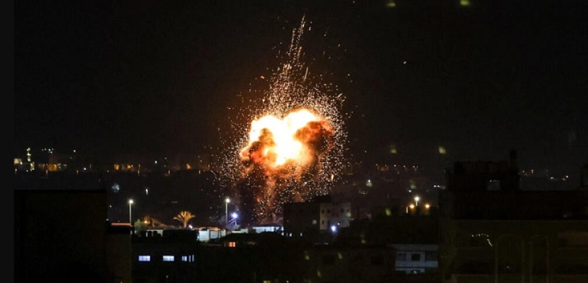 غارات إسرائيلية على غزة ردا على إطلاق صاروخين من القطاع بعد اقتحام جنين