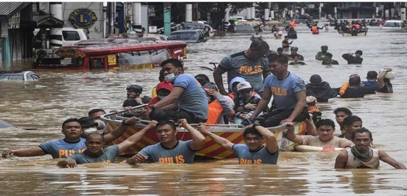 ارتفاع حصيلة ضحايا فيضانات الفلبين إلى 30 قتيلا