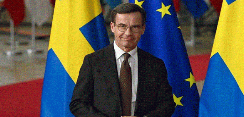 زيلينسكي يبحث مع رئيس الوزراء السويدي مخاطر التصعيد بين روسيا وأوكرانيا